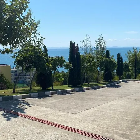 شقة Bratanov Sea View *