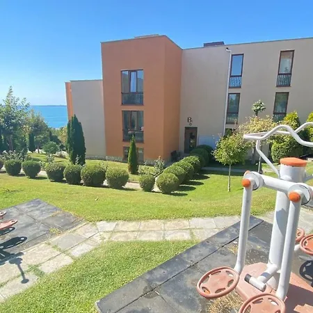 Bratanov Sea View Daire